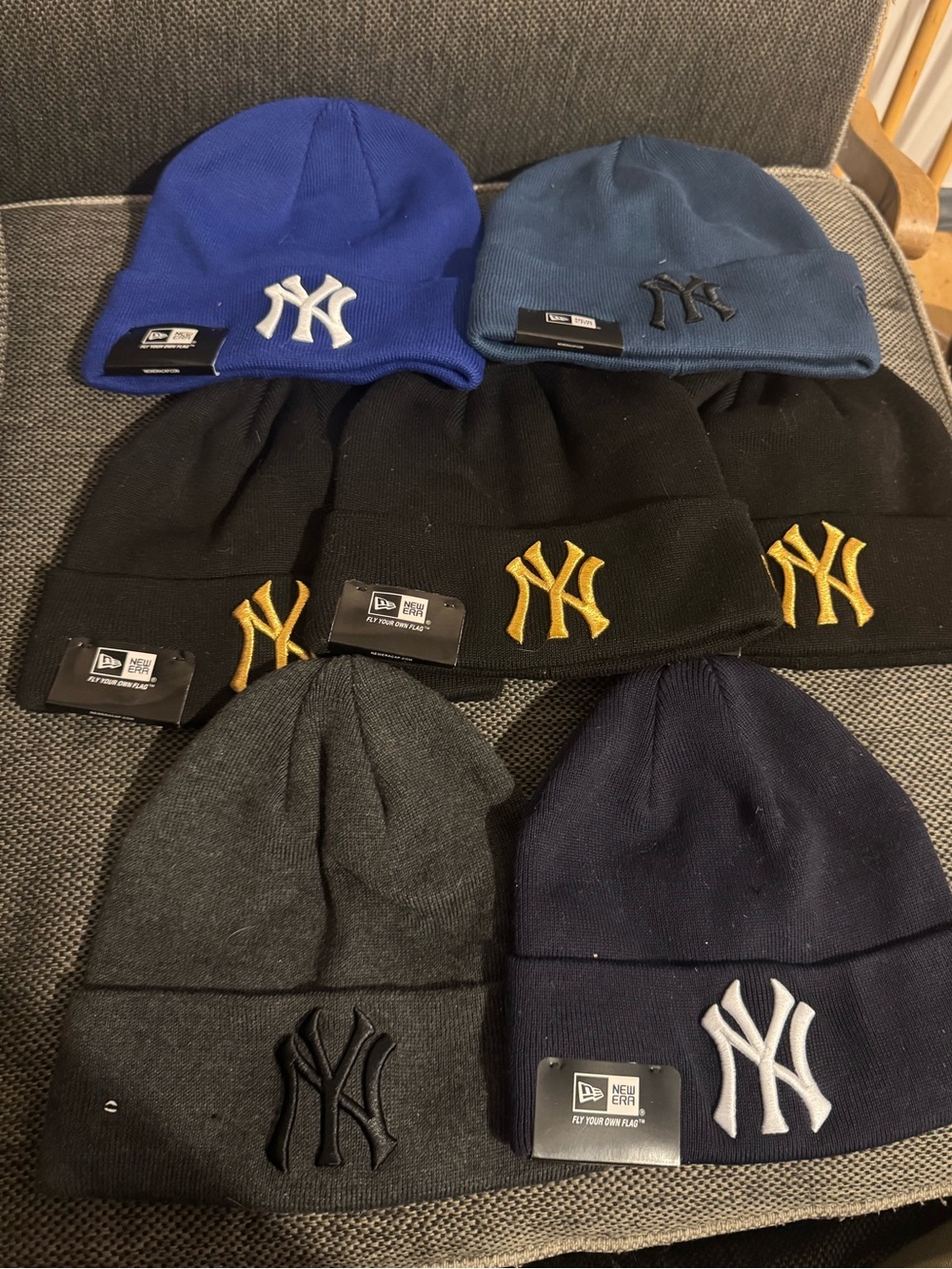 New Era Navy and Black New York Yankees Knit Beanie Set